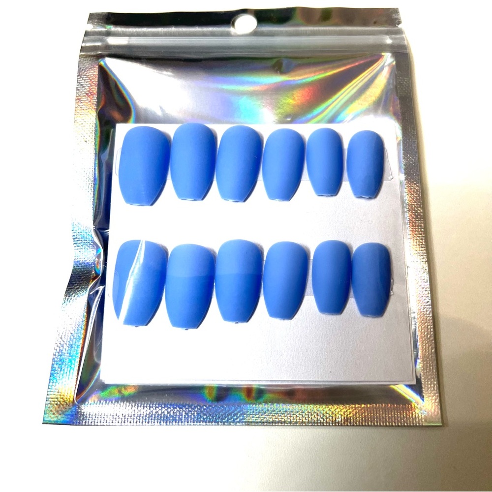24 Pc Matte Blue Press On Nails | Short Coffin Shape | Reusable Set with Kit